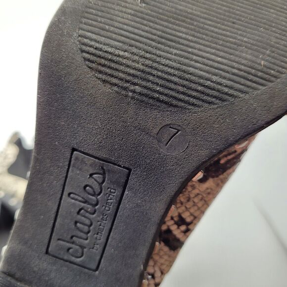 Charles By Charles David Dodger black snake print Ankle Boots Women’s Sz 7 ivory - Picture 9 of 10